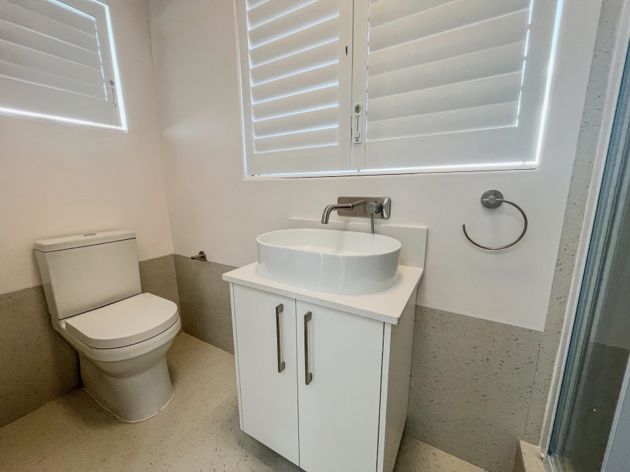 To Let 3 Bedroom Property for Rent in Pinelands Western Cape